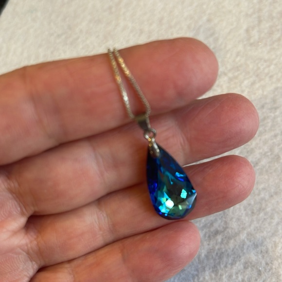 ❤️NECKLACE🎁BLUE FACETED AUSTRIAN CRYSTAL GLASS TEARDROP STERLING SILVER NECKLACE - Picture 6 of 8